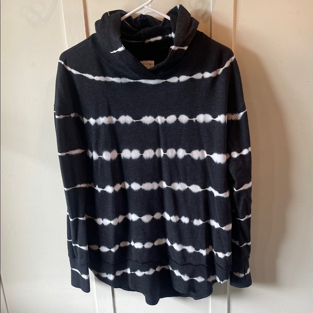 Grey and White Tie-Dye Hoodie Evereve